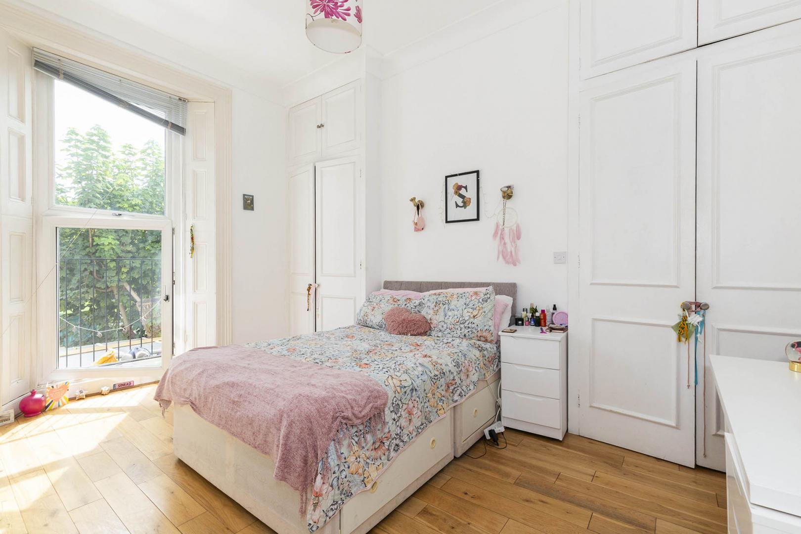 Stunning Apartment Ravenshaw Street, West Hampstead